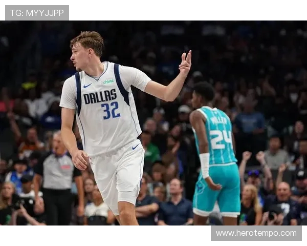 弗拉格训练师揭秘:好胜基因注入独行侠,新赛季冲冠拼图已就位 弗拉格训练师揭秘:好胜基因注入独行侠,新赛季冲冠拼图已就位